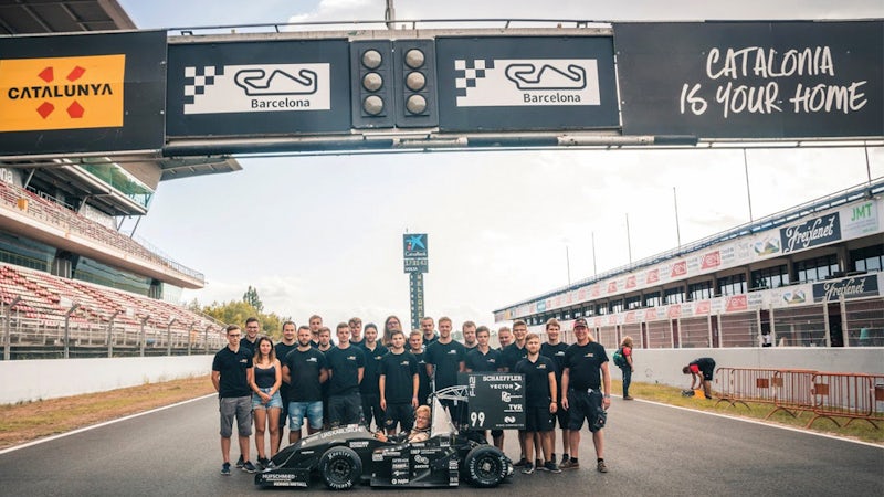 Formula Student team uses Simcenter FLOEFD for CFD simulation and analysis to succeed on the track
